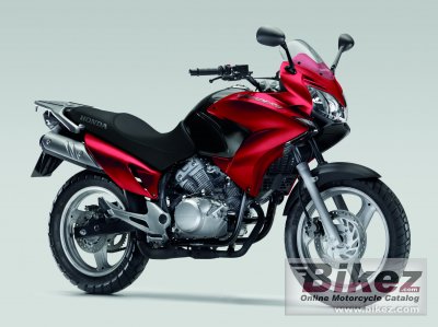 2011 Honda Varadero 125 photo